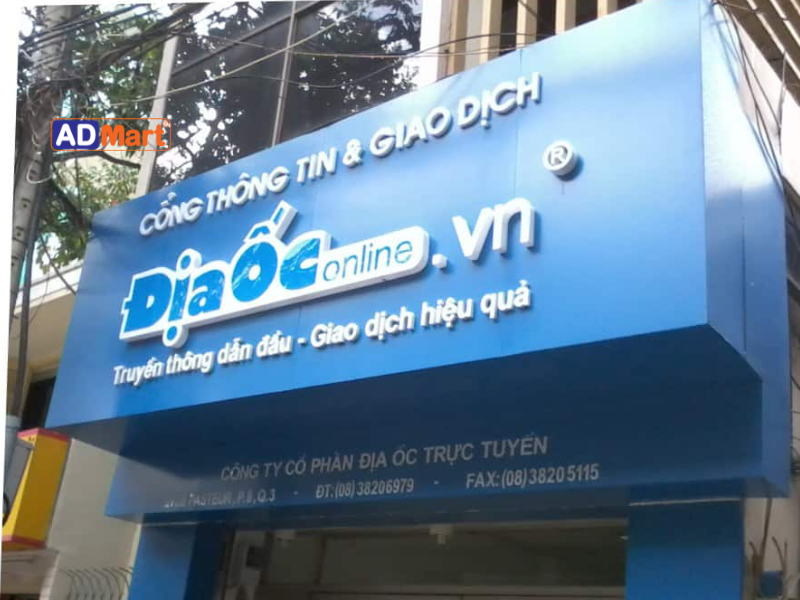 Alu bảng hiệu: Đặc điểm, ứng dụng và keo dán ngoài trời bền chắc