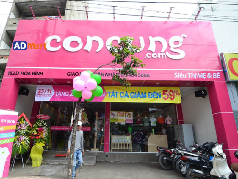 Bảng hiệu Con Cưng là gì? Phân tích chất liệu làm bảng hiệu Con Cưng