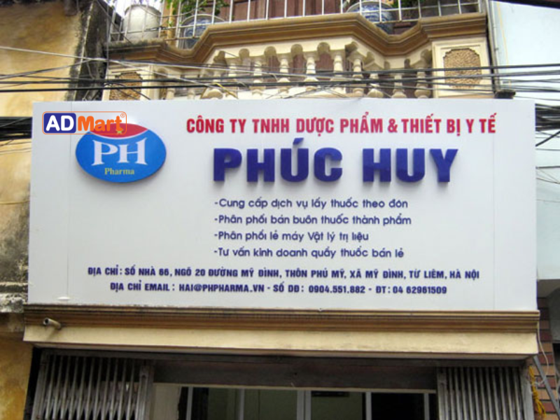 Bảng hiệu công ty dược: Kinh nghiệm chọn vật liệu phù hợp