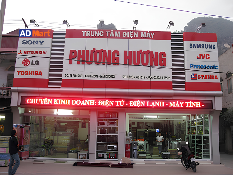 Bảng hiệu điện máy: 5 tiêu chí chọn vật liệu đúng tiêu chuẩn