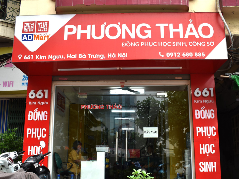 Mẫu bảng hiệu đồng phục sử dụng phổ biến