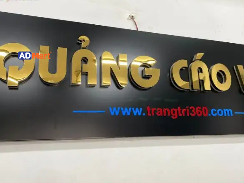 Bảng hiệu inox vàng là gì?
