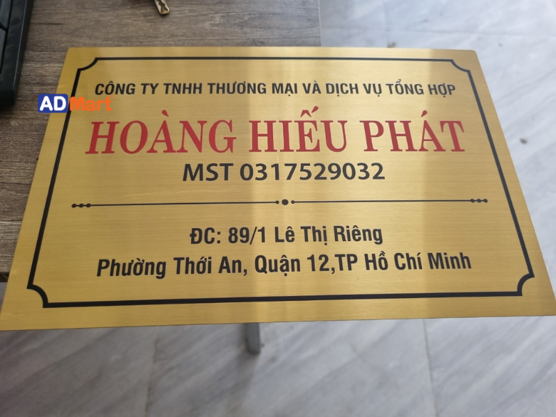 Bảng Hiệu Inox Vàng Là Gì?