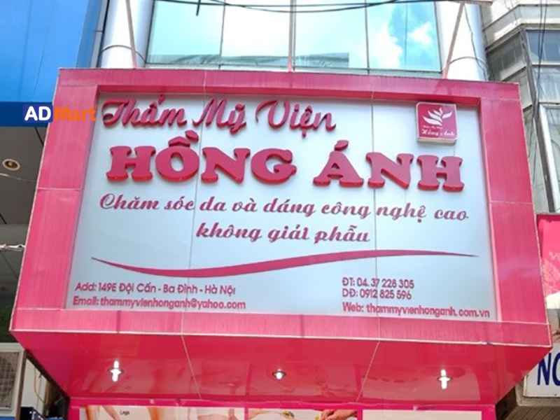 Những loại bảng hiệu nền trắng chữ đỏ phổ biến hiện nay