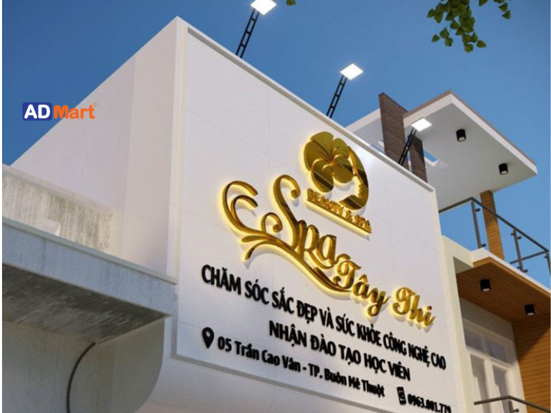 Bảng hiệu nền trắng chữ vàng sang trọng, thu hút khách hàng