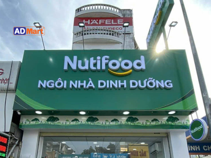 Bảng hiệu Nutifood: Mẫu đẹp, vật tư phù hợp cho cửa hàng