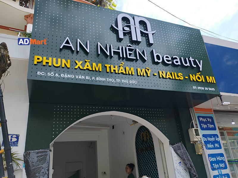 Bảng hiệu phun xăm thẩm mỹ là gì?