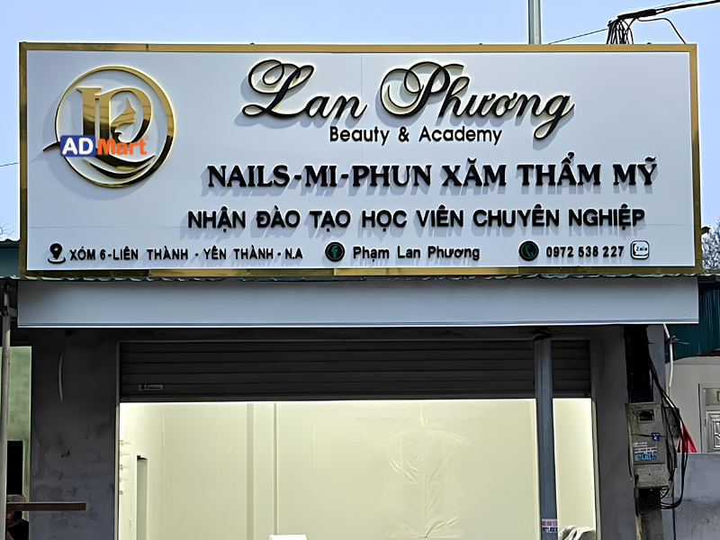 Tại sao cần đầu tư bảng hiệu phun xăm ngay hôm nay?