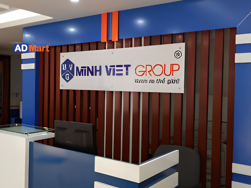 Bảng hiệu quầy lễ tân là gì? Một số lưu ý quan trọng