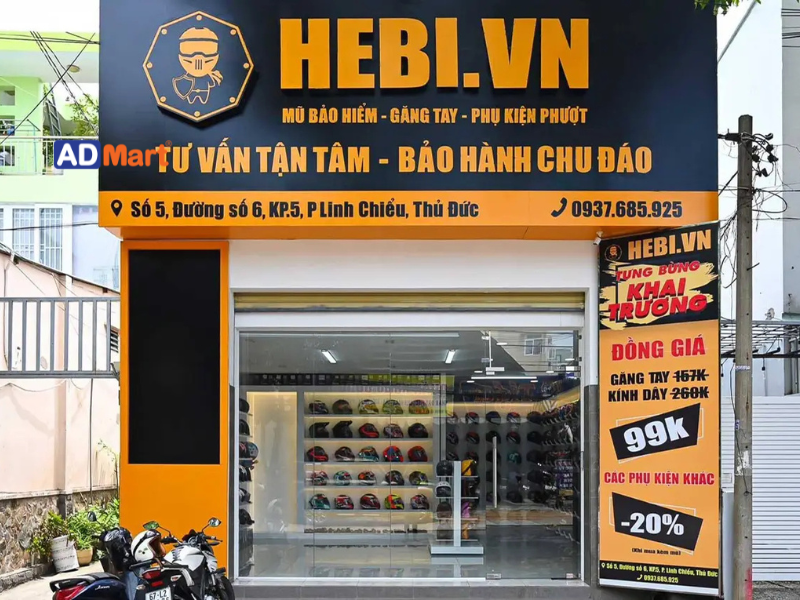 Bảng hiệu shop nón bảo hiểm là gì?