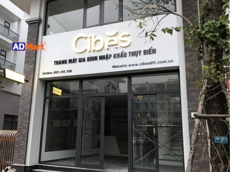 Bảng hiệu thang máy: Các loại phổ biến và vật tư cần biết