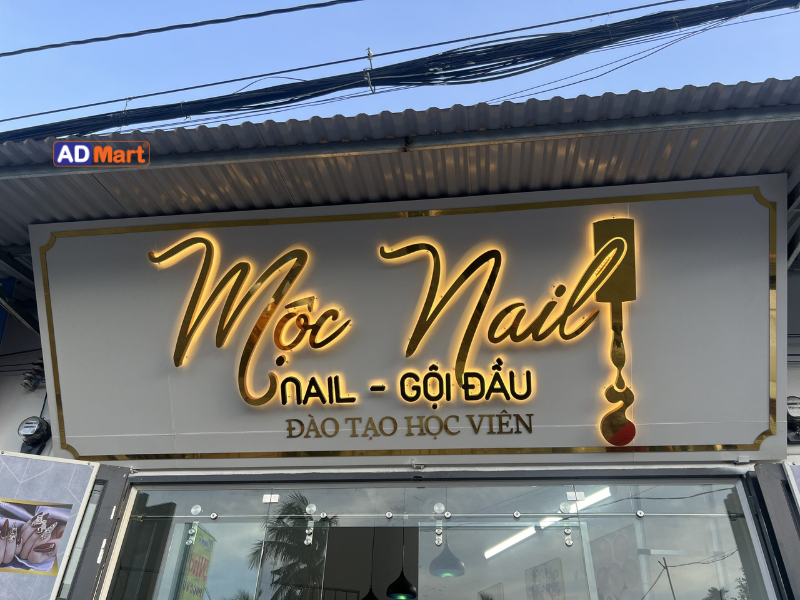 Tại sao nên đầu tư làm bảng hiệu tiệm nail
