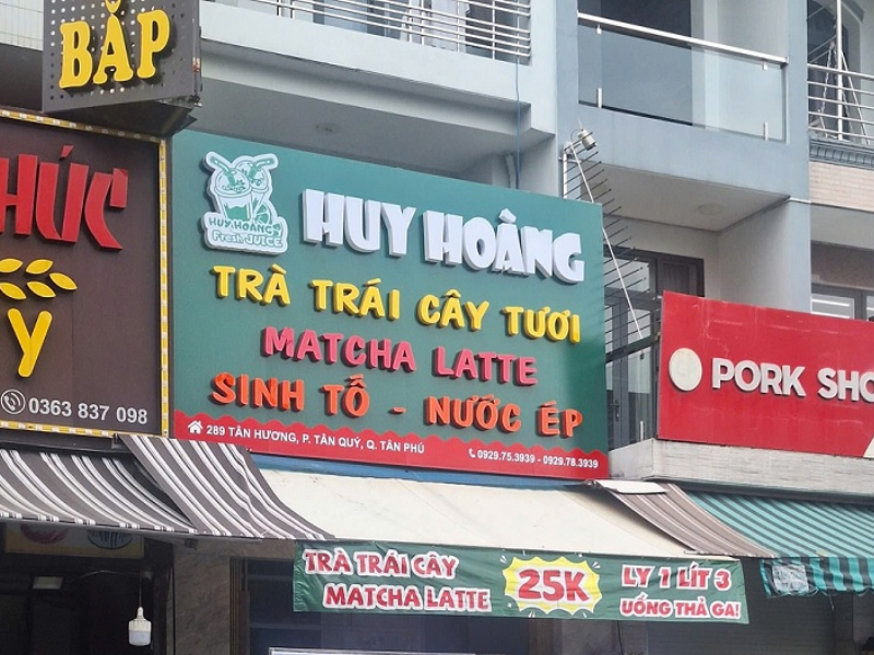 Bảng hiệu trà trái cây là gì? Tìm hiểu chất liệu làm bảng hiệu trái cây