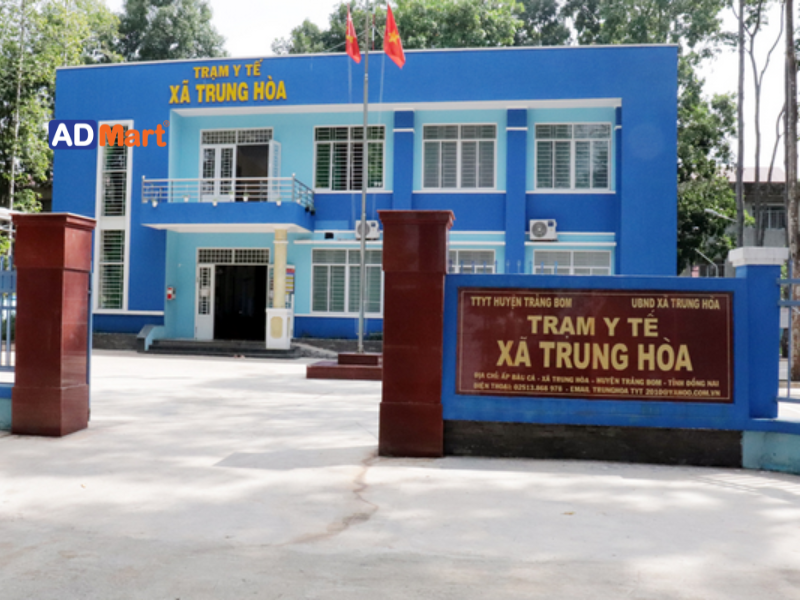 Bảng hiệu trạm y tế là gì?