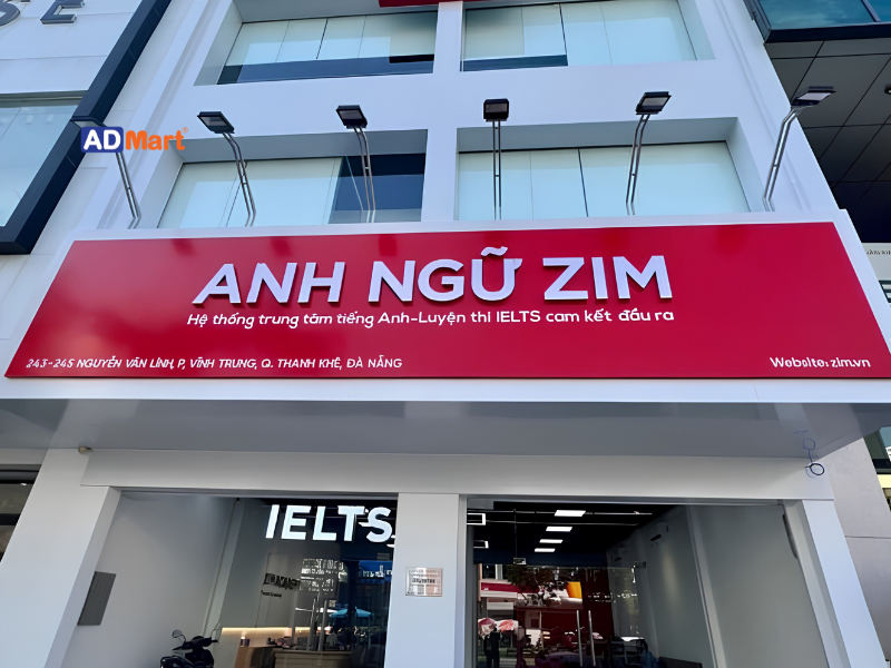 Lưu ý khi làm bảng hiệu trung tâm tiếng Anh
