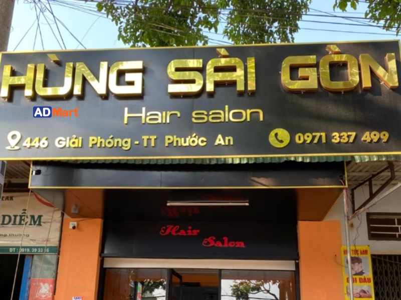 Tại sao nên đầu tư cho bảng hiệu uốn tóc?