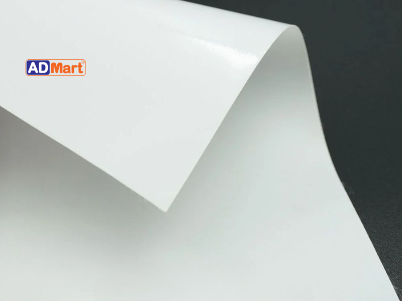 Bạt 3M và bạt không gân: So sánh đặc điểm, ứng dụng và công nghệ in UV