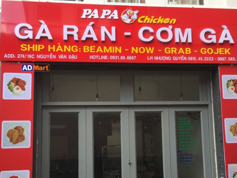 Biển hiệu chuỗi F&B gà rán