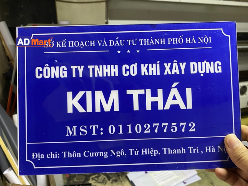 Biển mica là gì? Đặc điểm, phân loại và ứng dụng phổ biến