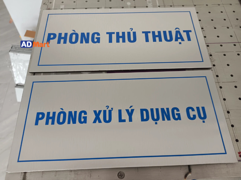 Các loại biển tên phòng ban hiện nay