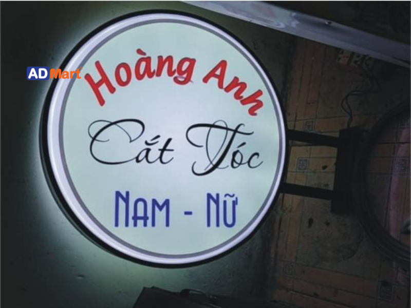 Những yếu tố cần có trên biển vẫy cắt tóc nam