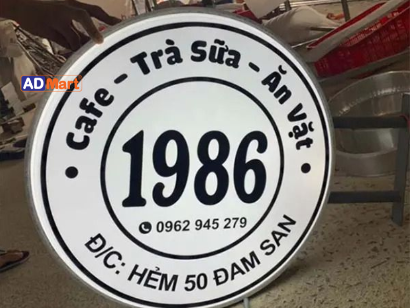 Những thông tin nên có trên biển vẫy quán trà sữa