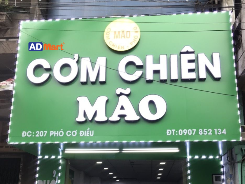 Bảng hiệu quán cơm chiên