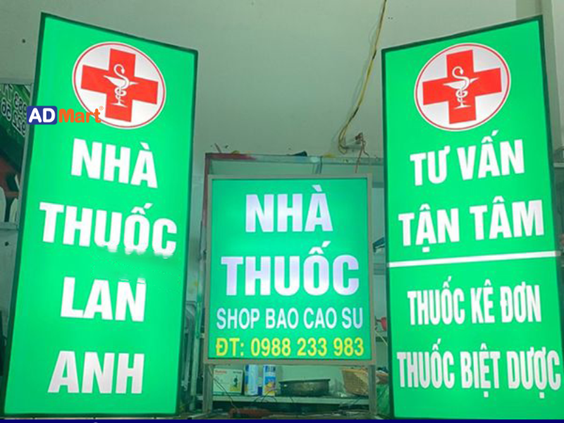 Những quy định về hộp đèn nhà thuốc đạt chuẩn GPP