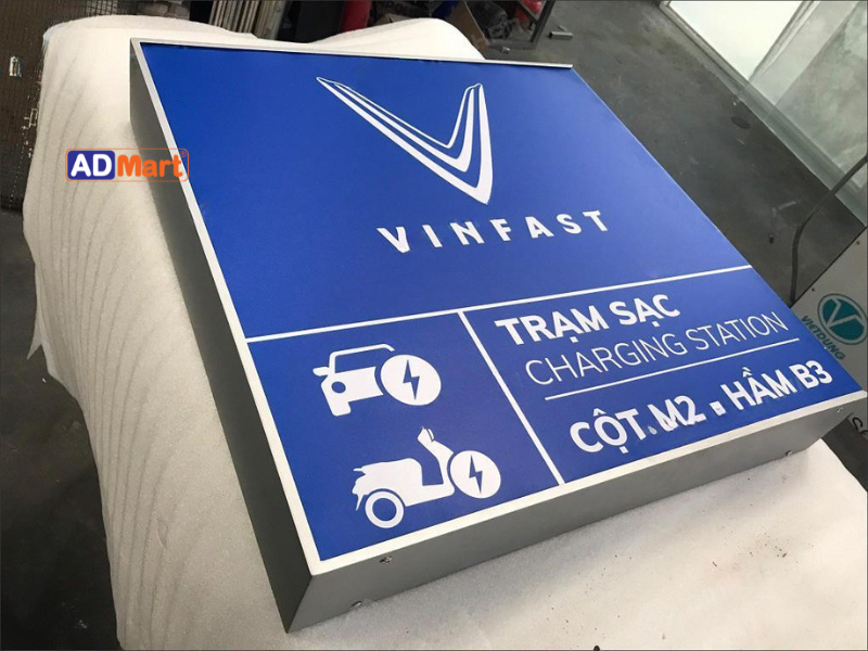 Giải đáp: Hộp đèn quảng cáo có chống nước không?