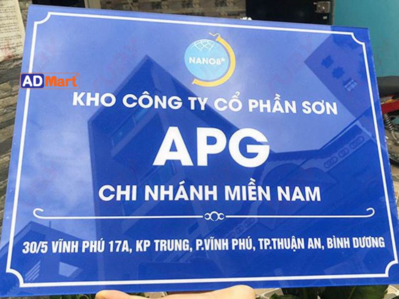 In decal dán bảng hiệu: Giải pháp quảng cáo nổi bật, bền đẹp và rõ nét