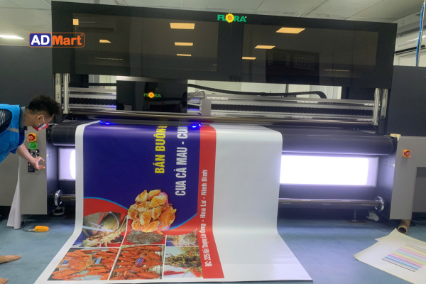 In UV quảng cáo: Giải pháp in ấn sắc nét, bền đẹp cho doanh nghiệp