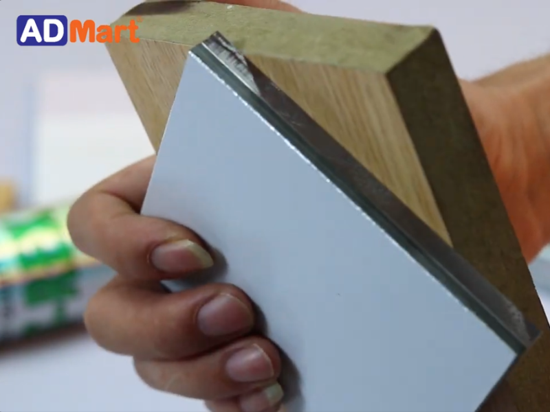 Keo dán sắt với gỗ: Cách chọn keo bám chắc, khô nhanh, bền lâu