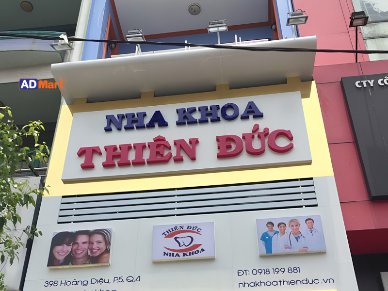 Bảng hiệu chữ nổi