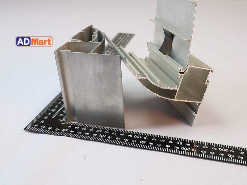 Đặc điểm cấu tạo của nhôm hộp đèn bật nắp