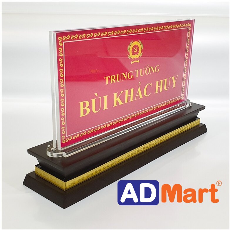 biển chức danh sang trọng