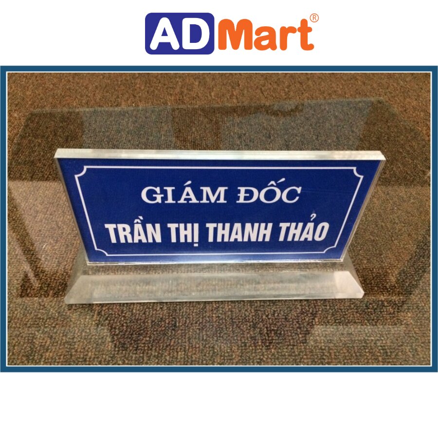 biển chức danh mica