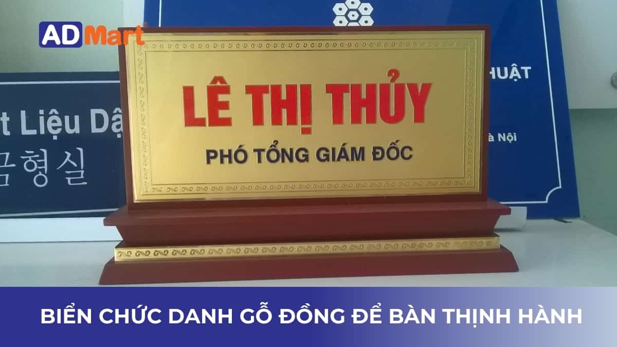 Biển chức danh gỗ đồng để bàn thịnh hành hiện nay