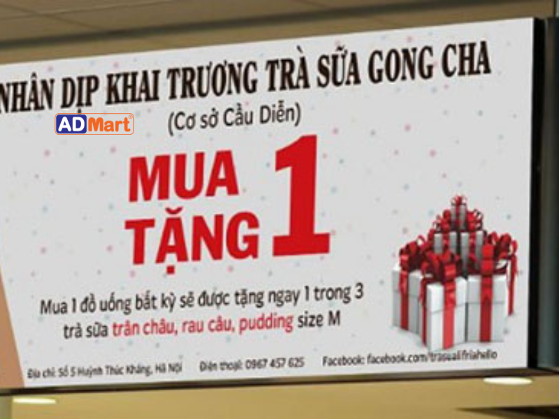 Biển quảng cáo mua 1 tặng 1 in UV sắc nét, bền màu 2026