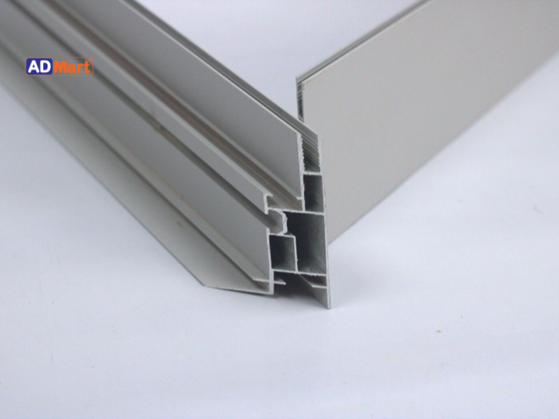 Nhôm hộp đèn nhét cạnh 8cm