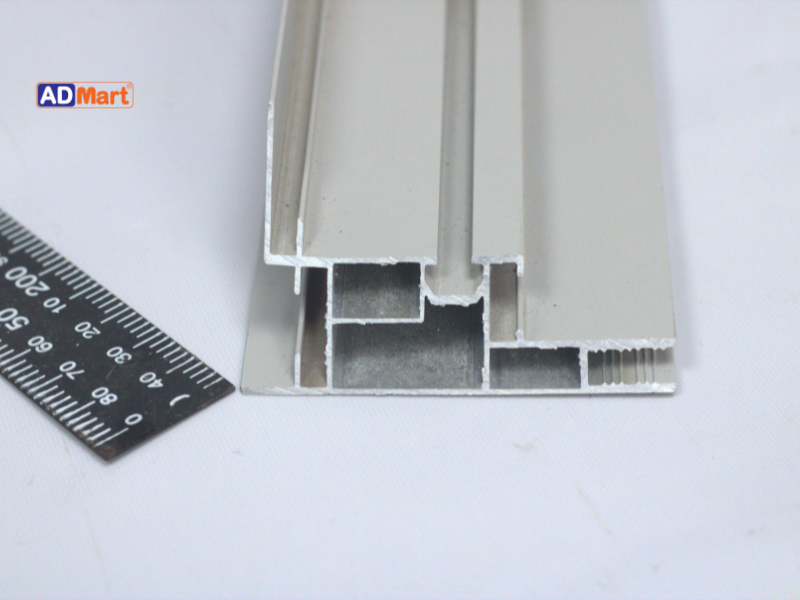 Nhôm hộp đèn nhét cạnh 8cm