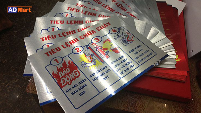 In UV inox chuyên nghiệp, sắc nét, bền màu, giá tốt