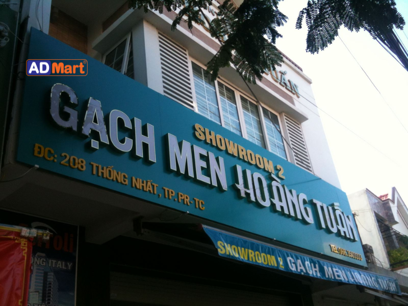 Một số kiểu bảng hiệu phù hợp cho showroom gạch