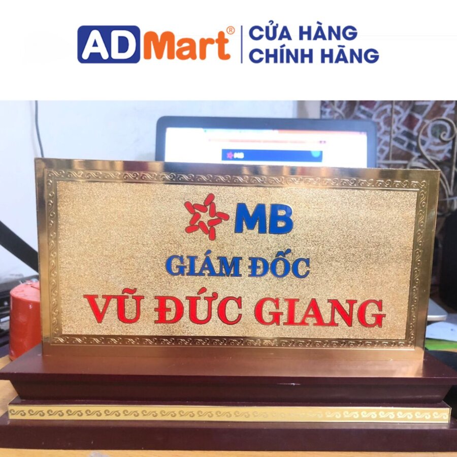 biển chức danh đồng được sử dụng nhiều 