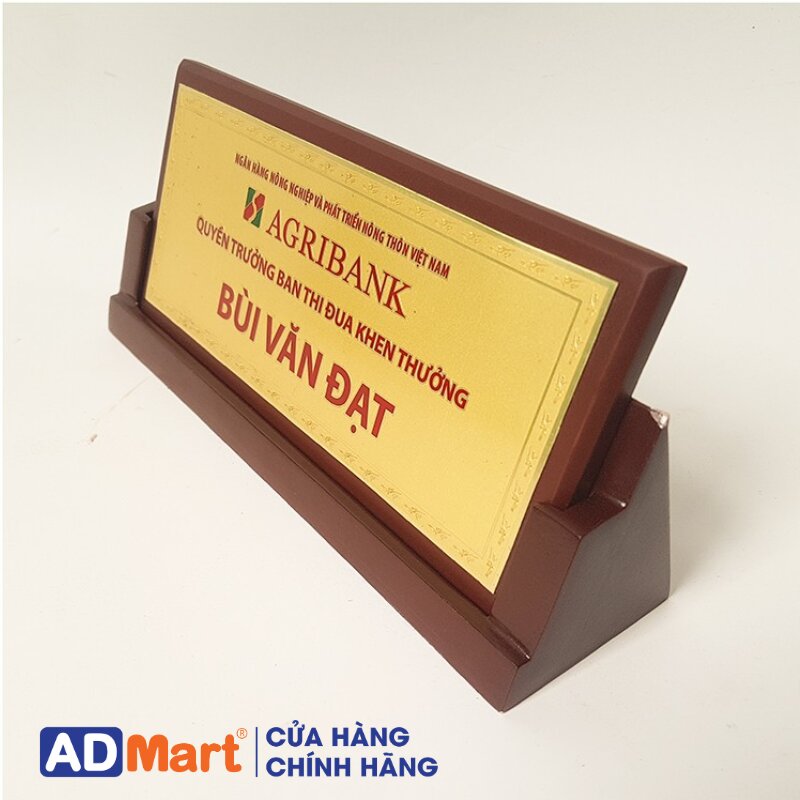 Tại Sao Nên Sử Dụng Biển Chức Danh Để Trong Doanh Nghiệp?