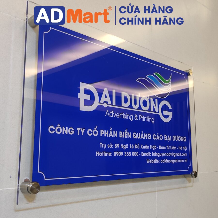 In UV Trên Mica: Giải Pháp Đột Phá Cho Thiết Kế và Quảng Cáo